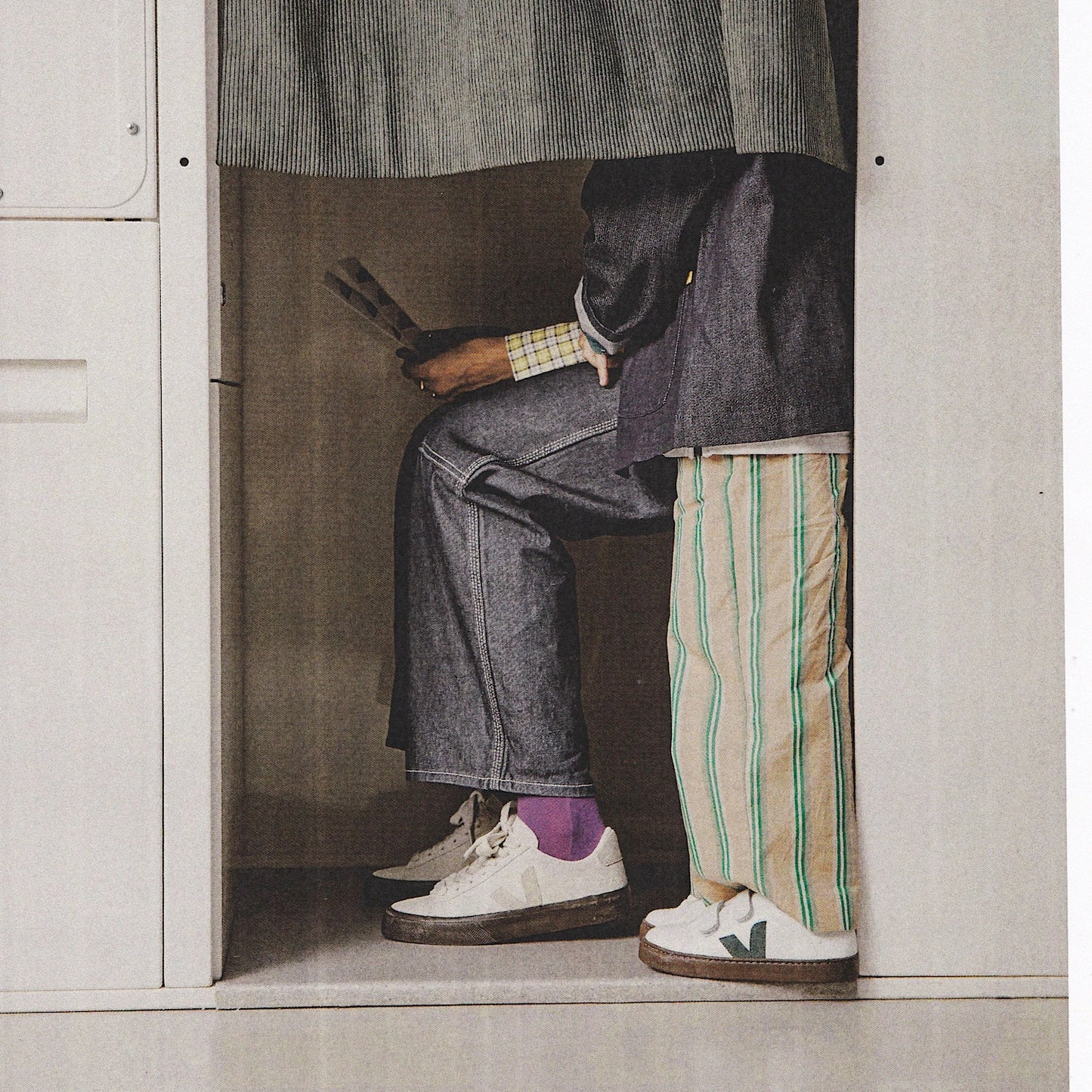 Gray סניקרס זמש לנשים Veja Campo Bold VEJA