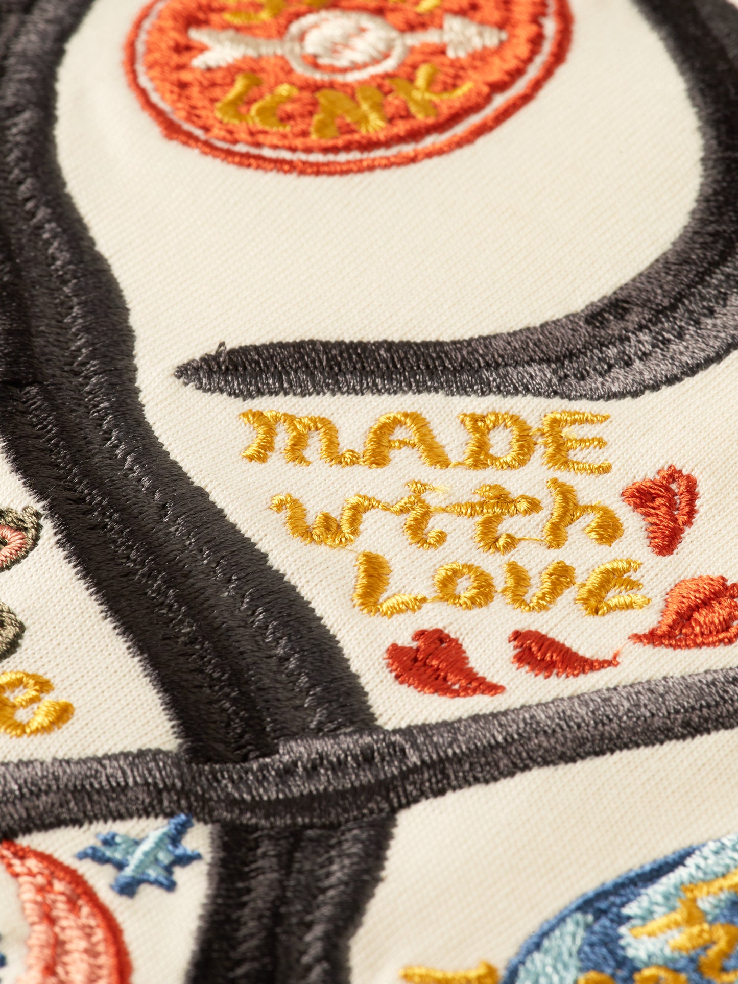 Antique White טי שירט קצרה לגברים anniversary embroidered - מהדורת 40 שנה SCOTCH & SODA