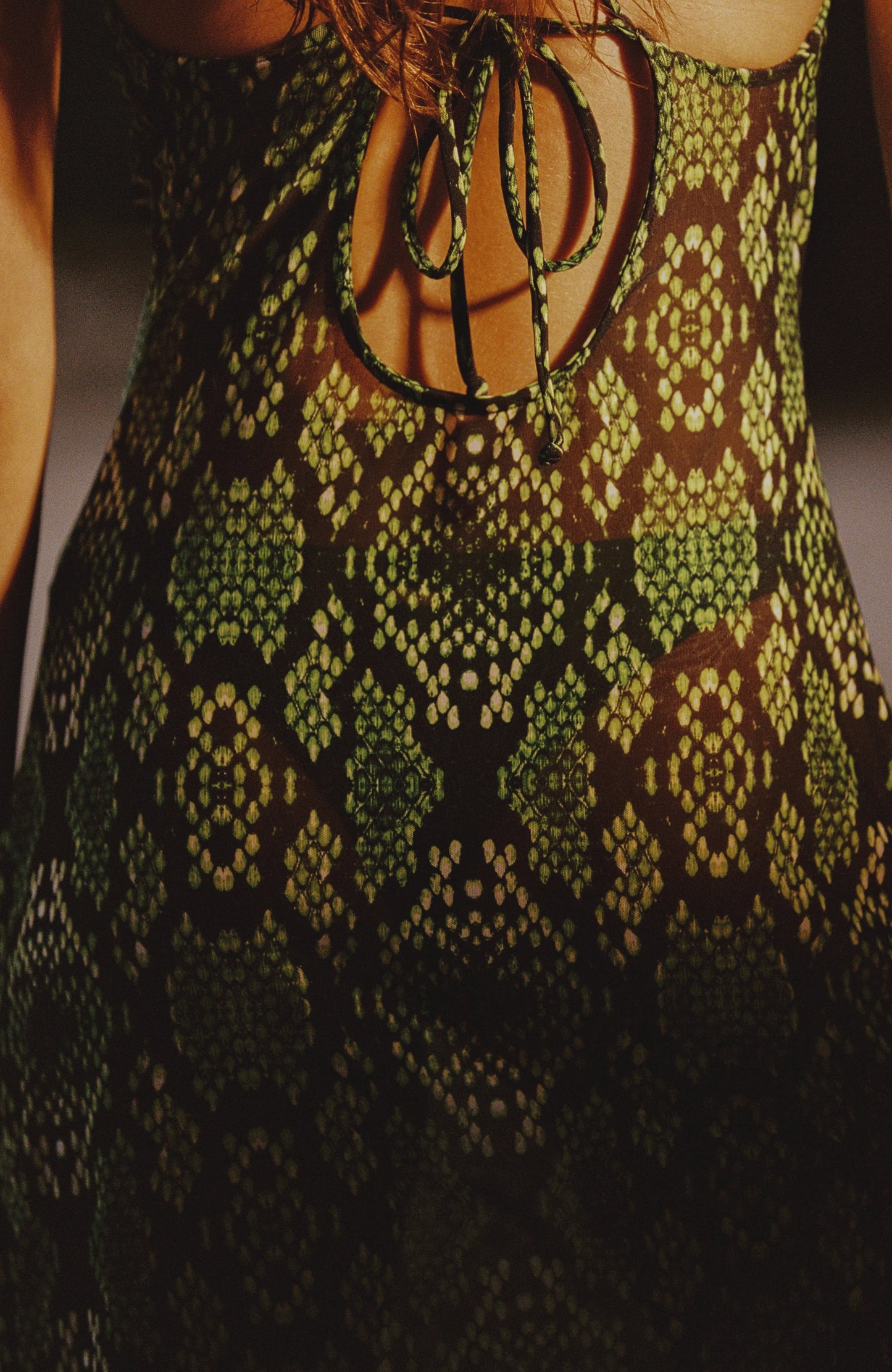 Black שמלת מידי Beach to Bar SUNKISSED