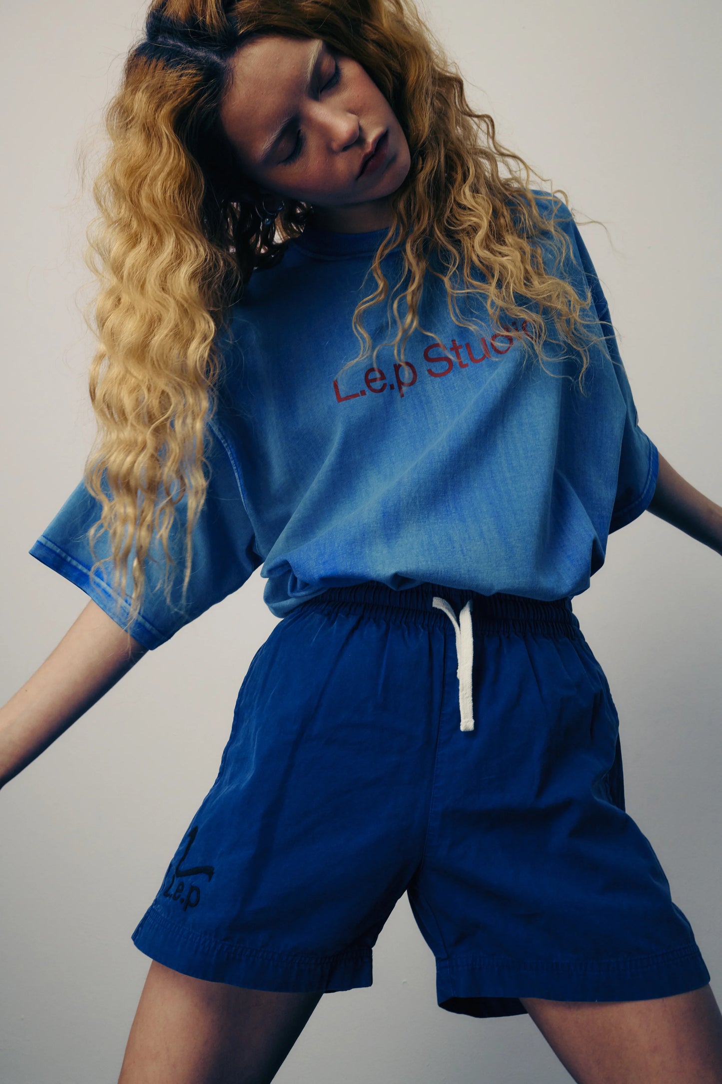 Gray מכנסיים קצרים לנשים / גברים LAZY EYE PPL