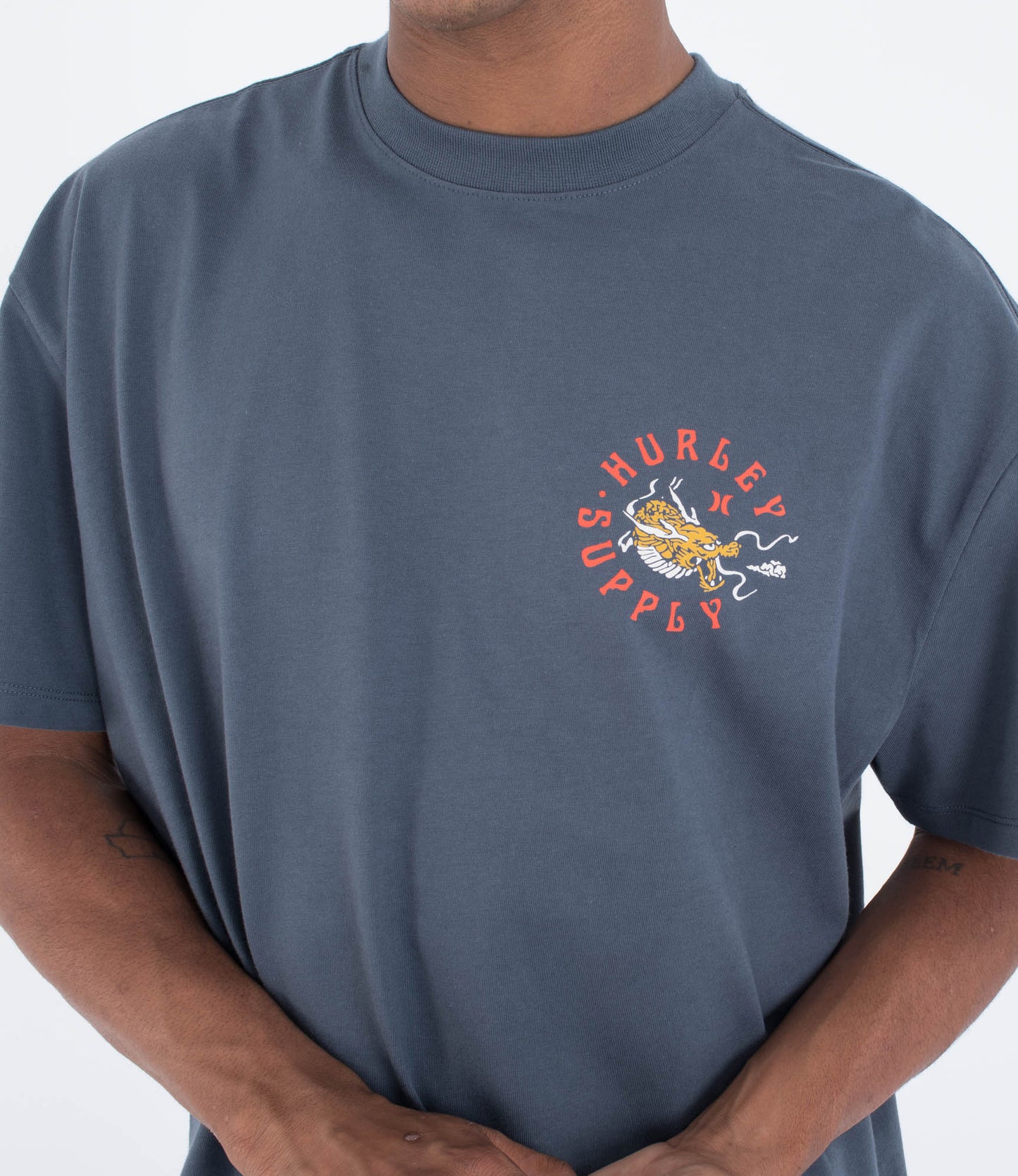 Dim Gray טי שירט קצרה לגברים Dragon HURLEY