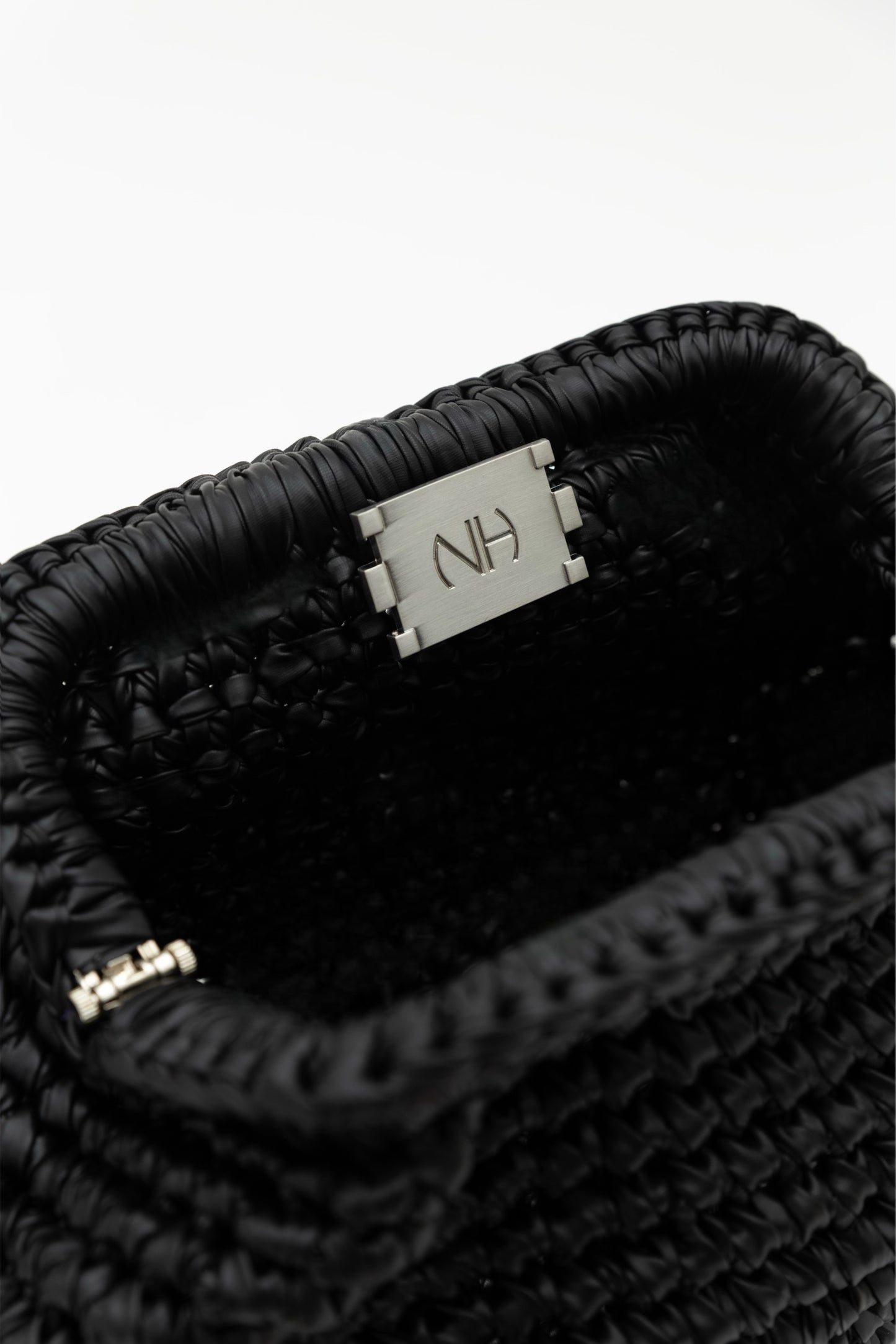 Black קלאץ' סרוג Large Cherry NOAM HAZAN