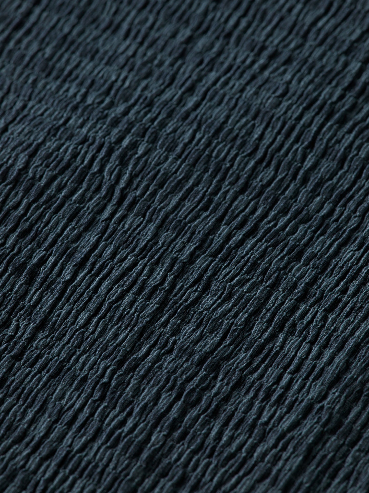 Dark Slate Gray חולצה קצרה לנשים Structured V-Neck SCOTCH & SODA