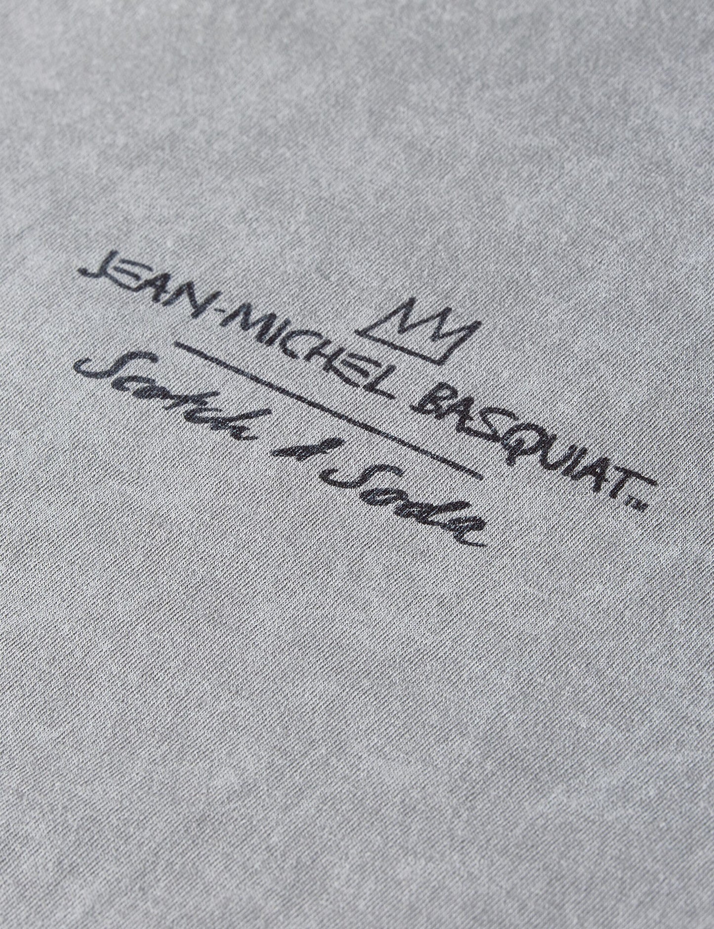 Dark Gray טי־שירט בגזרה רחבה לנשים Basquiat Graphic SCOTCH & SODA