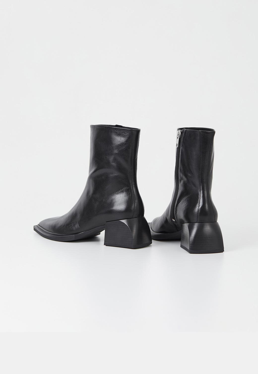 White Smoke מגפיים לנשים Vivian VAGABOND