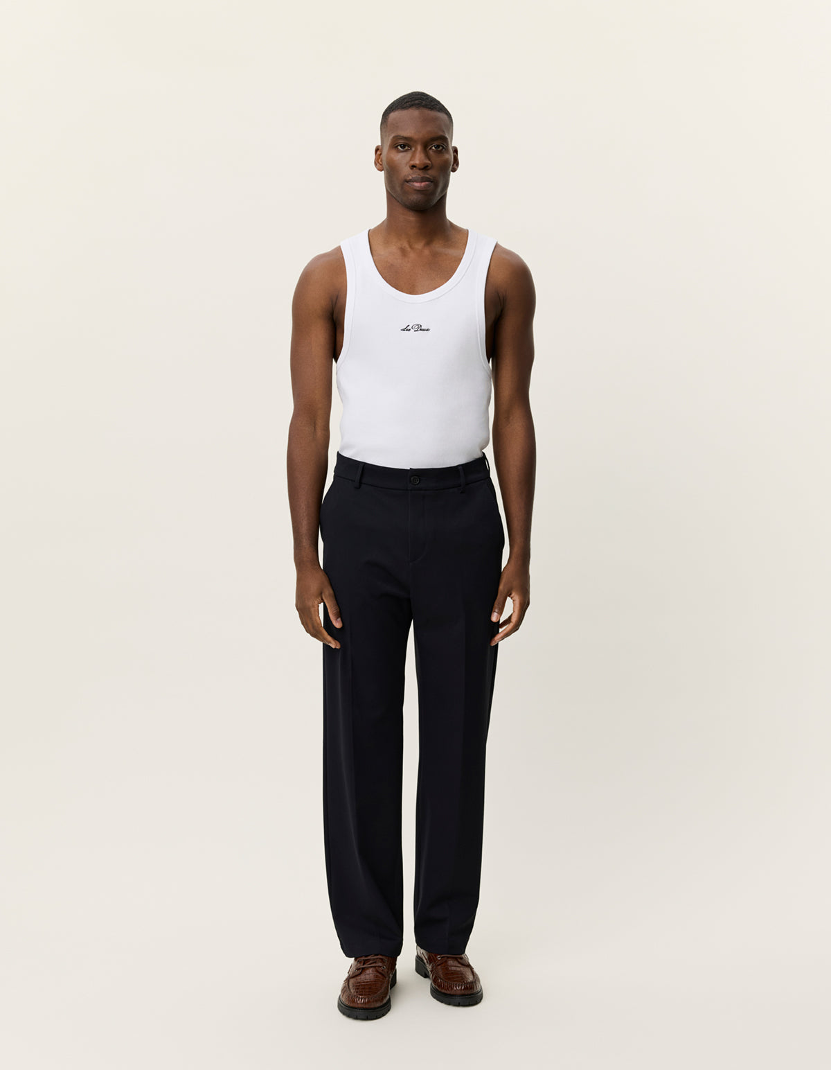 Black מכנסיים ארוכים לגברים Como Solid Slack LES DEUX