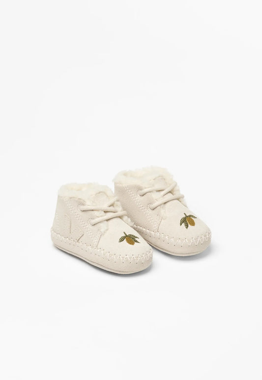 White Smoke סניקרס לתינוקות Veja X Konges Slojd VEJA