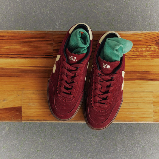 Dim Gray סניקרס זמש לגברים Veja Panenka VEJA