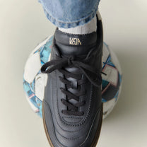 Gray סניקרס לגברים Veja Panenka VEJA