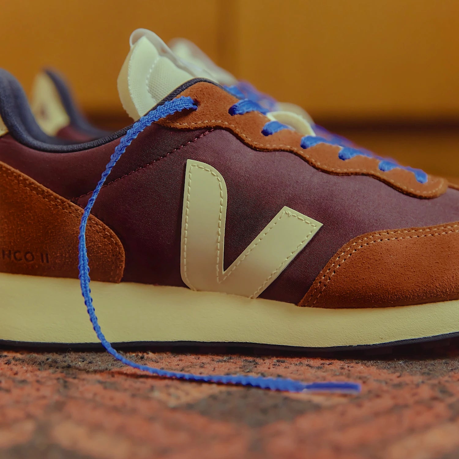 Sienna סניקרס לנשים Veja Rio Branco VEJA