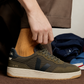 Dark Olive Green סניקרס לגברים V-90 VEJA