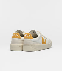 Lavender סניקרס לגברים V-90 VEJA