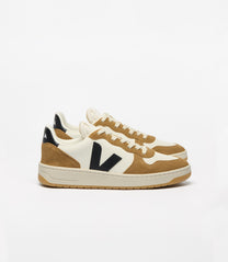 White Smoke סניקרס לגברים V-10 VEJA
