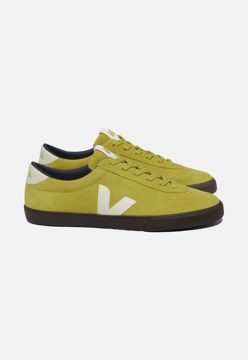 Olive Drab סניקרס זמש לנשים Volley VEJA