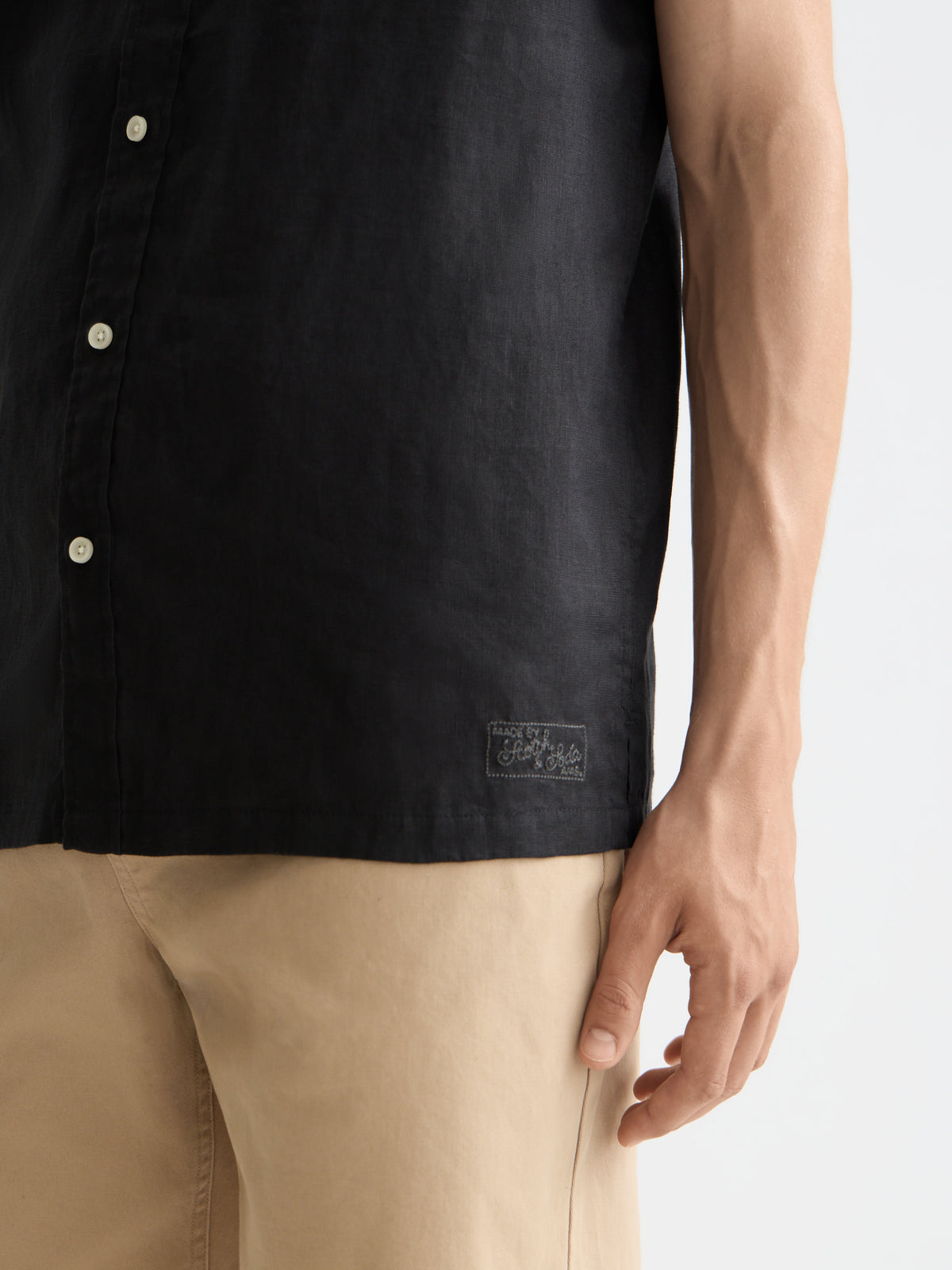 Black חולצה מכופתרת קצרה לגברים Core Linen SCOTCH & SODA