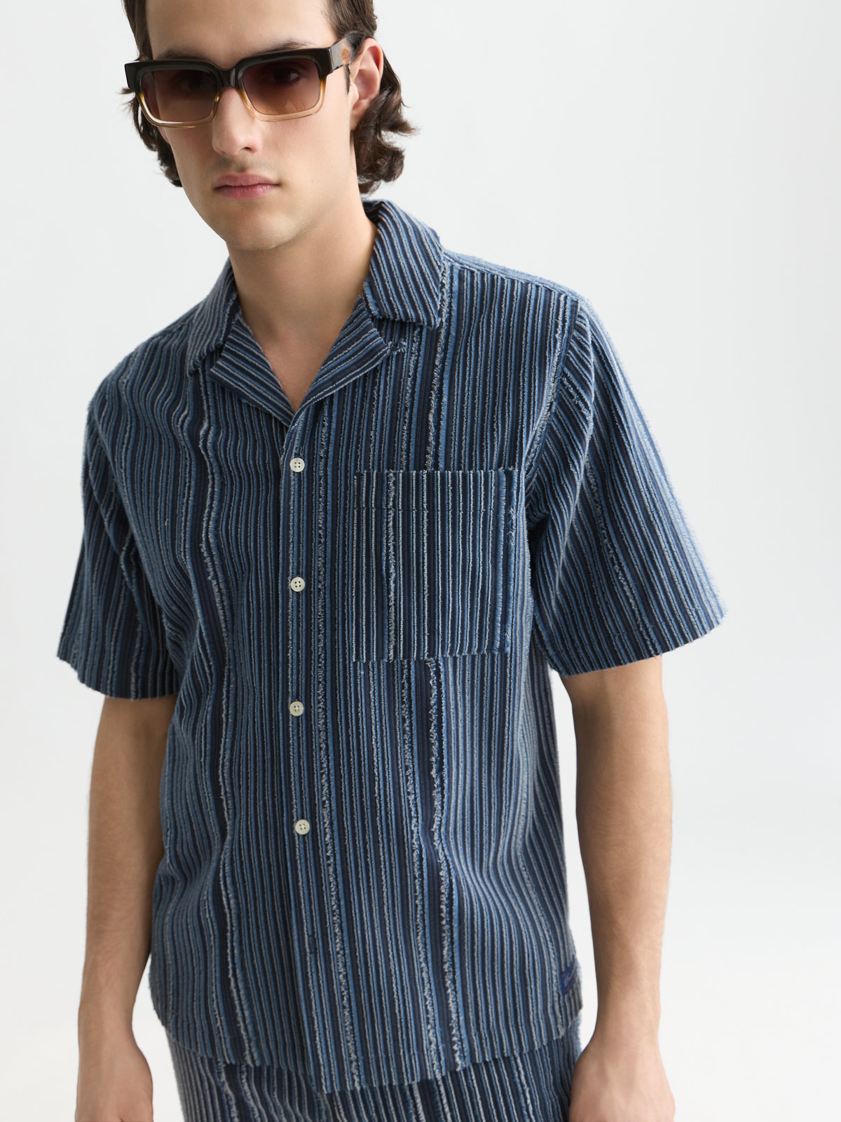 Lavender חולצה מכופתרת קצרה לגברים Textured Relaxed SCOTCH & SODA
