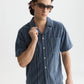 Lavender חולצה מכופתרת קצרה לגברים Textured Relaxed SCOTCH & SODA