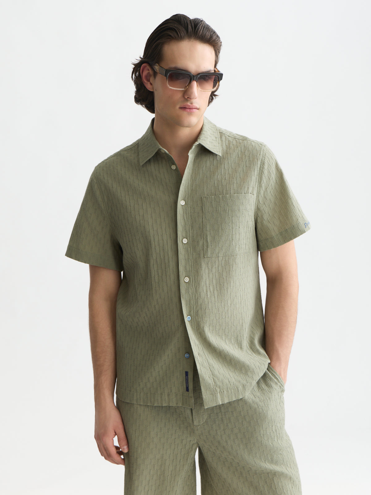 Lavender חולצה מכופתרת קצרה לגברים Jacquard Seersucker SCOTCH & SODA