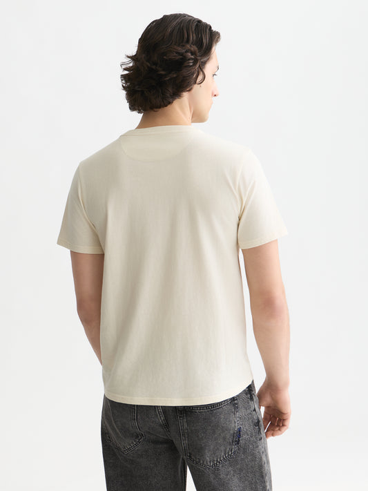 White Smoke טי שירט קצרה לגברים Seasonal Core Chest Logo SCOTCH & SODA