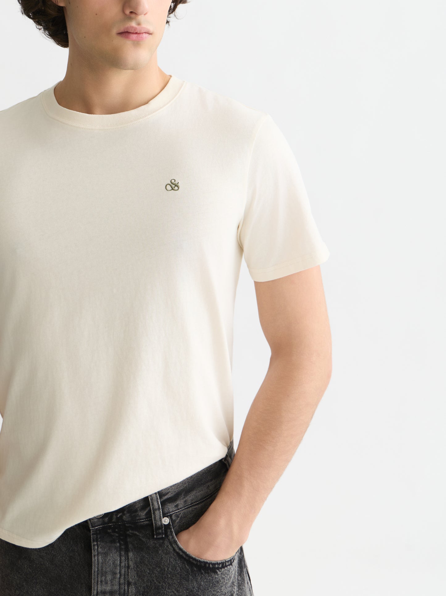 Light Gray טי שירט קצרה לגברים Seasonal Core Chest Logo SCOTCH & SODA