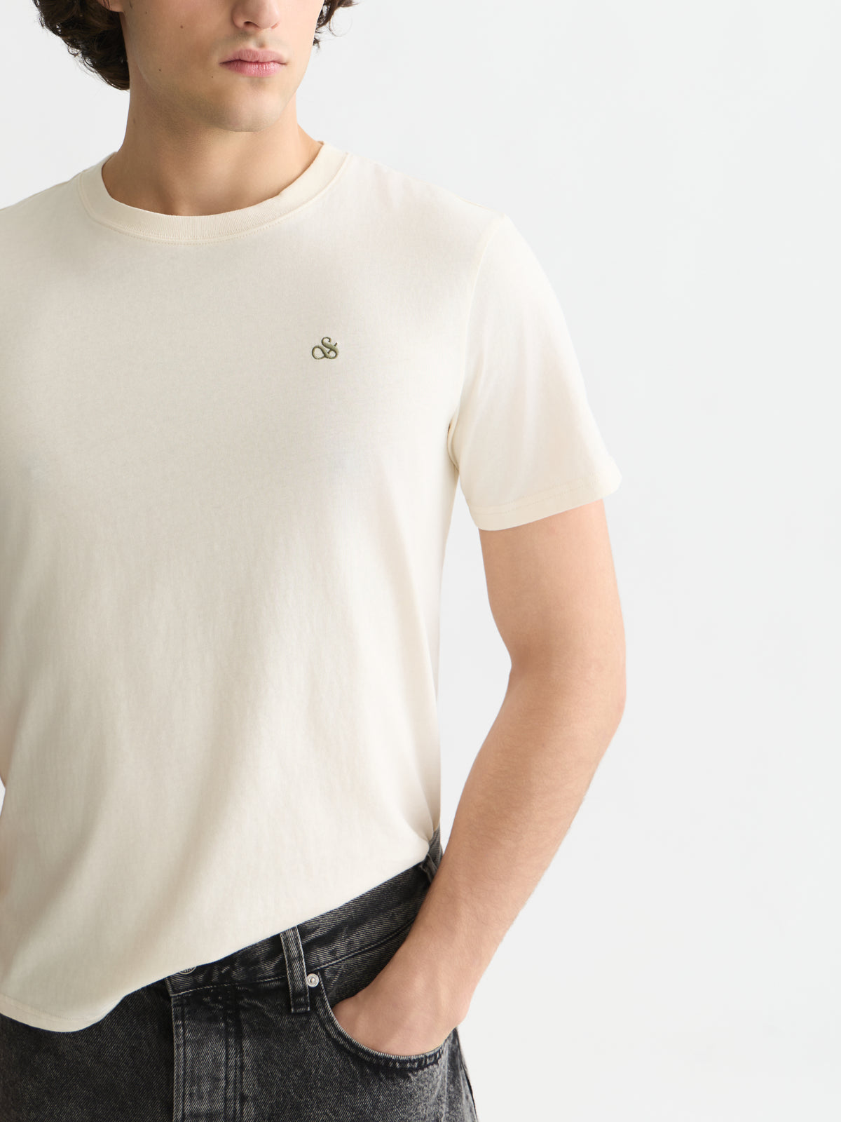 Light Gray טי שירט קצרה לגברים Seasonal Core Chest Logo SCOTCH & SODA