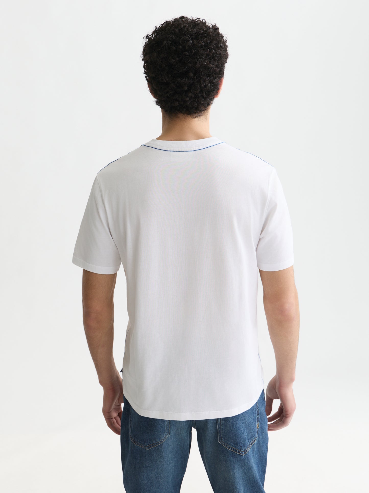 Lavender טי שירט קצרה לגברים Front Artwork SCOTCH & SODA
