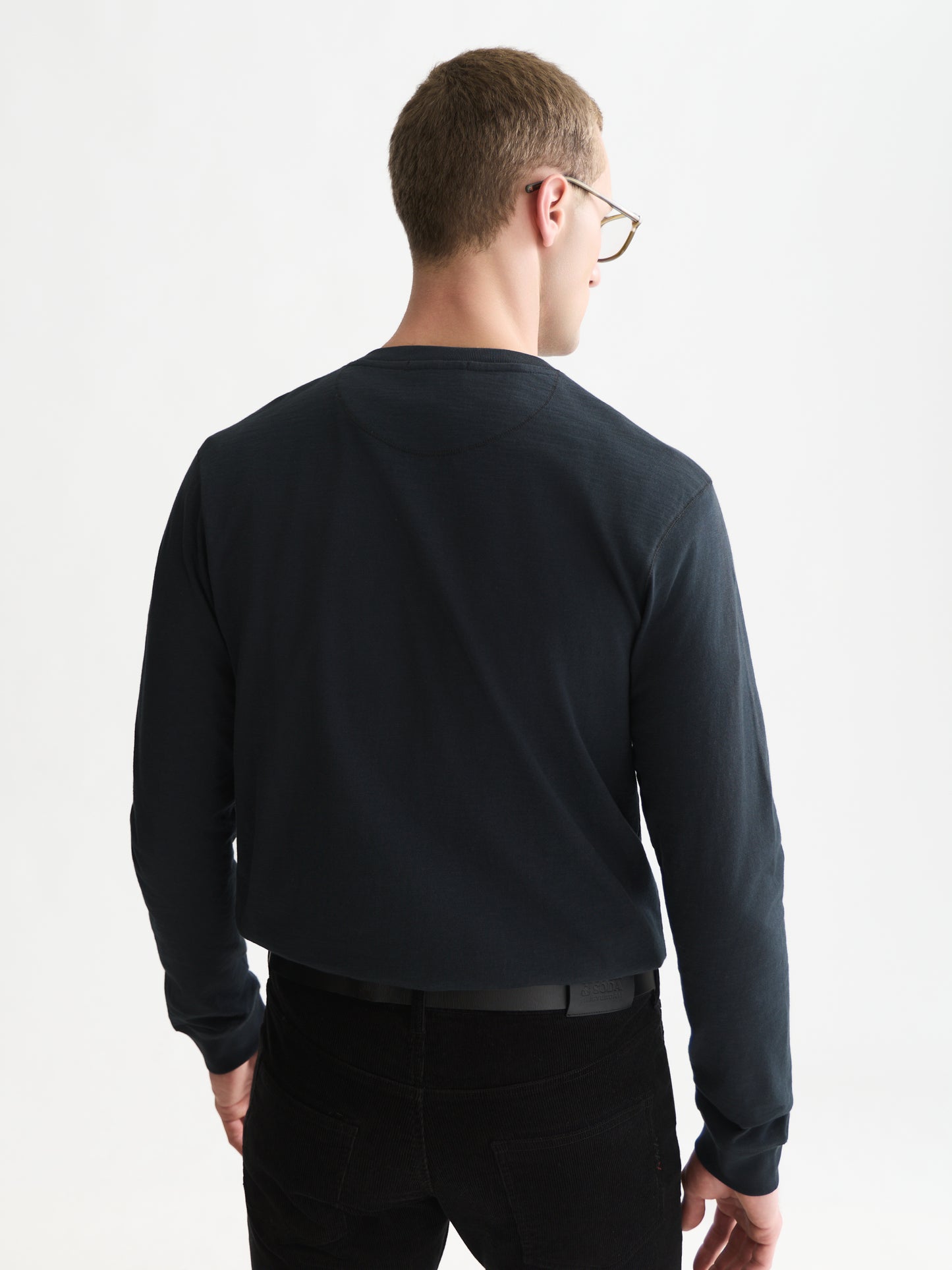 Black טי שירט ארוכה לגברים Henley Slub SCOTCH & SODA