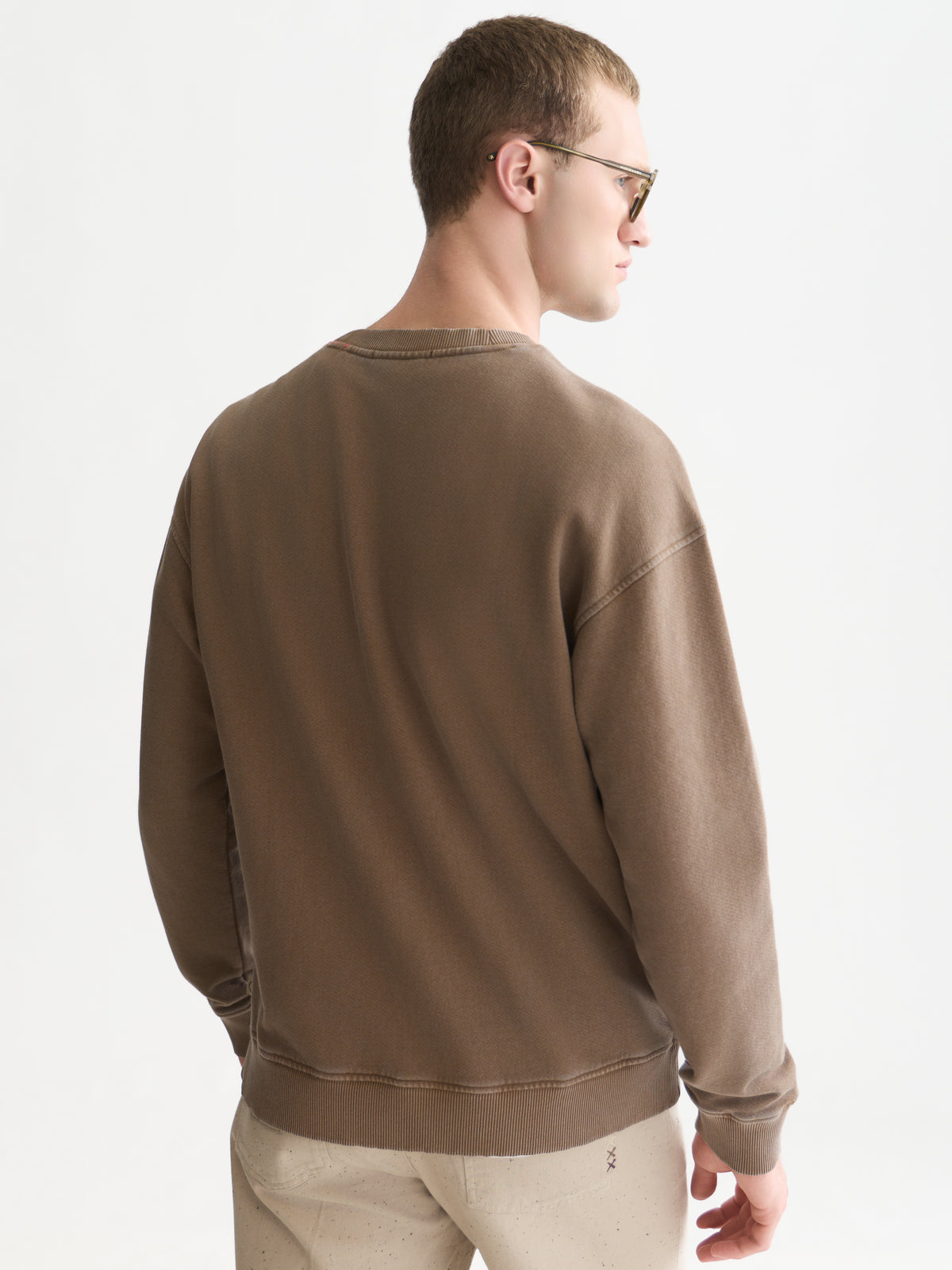 White Smoke סווטשירט לגברים Washed SCOTCH & SODA