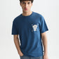 White Smoke טי שירט קצרה לגברים Chest Pocket With Artwork SCOTCH & SODA
