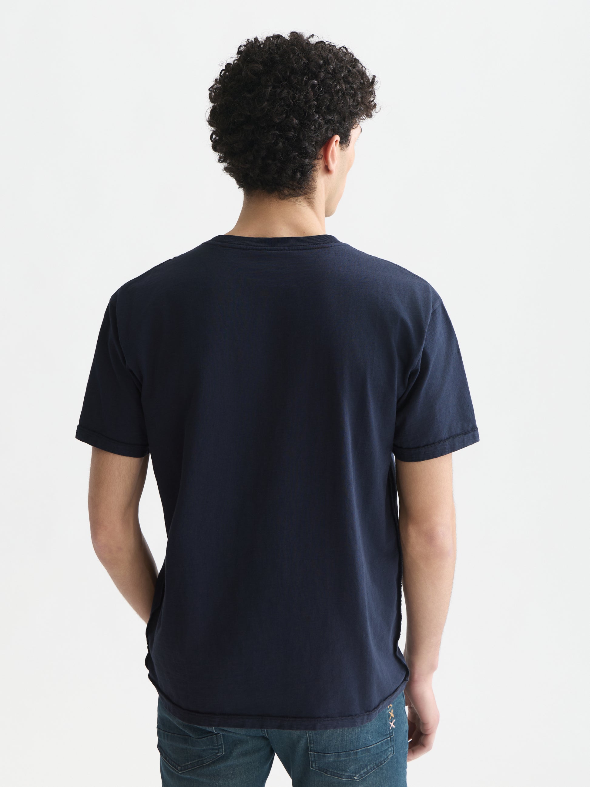 Black טי שירט קצרה לגברים Garment-Dye SCOTCH & SODA