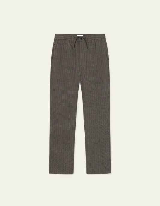 Dark Olive Green מכנסיים ארוכים לגברים Pinstripe Tapered Suit Pants LES DEUX