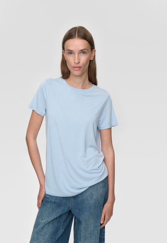 Light Gray טי-שירט קצרה לנשים Rynah 2.0 MINIMUM
