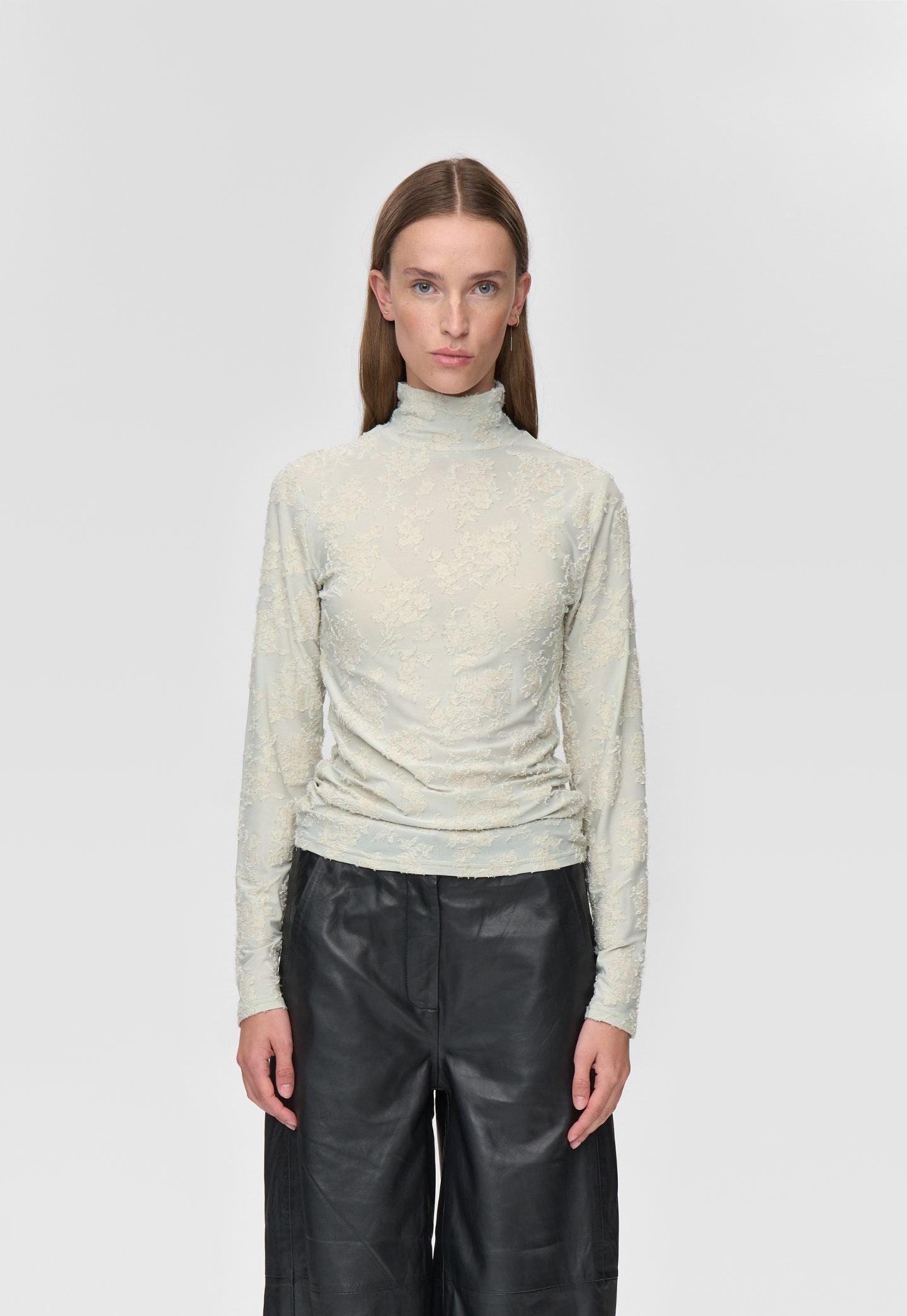 Light Gray חולצת שרוול ארוך לנשים Pernilles LS Blouse MINIMUM