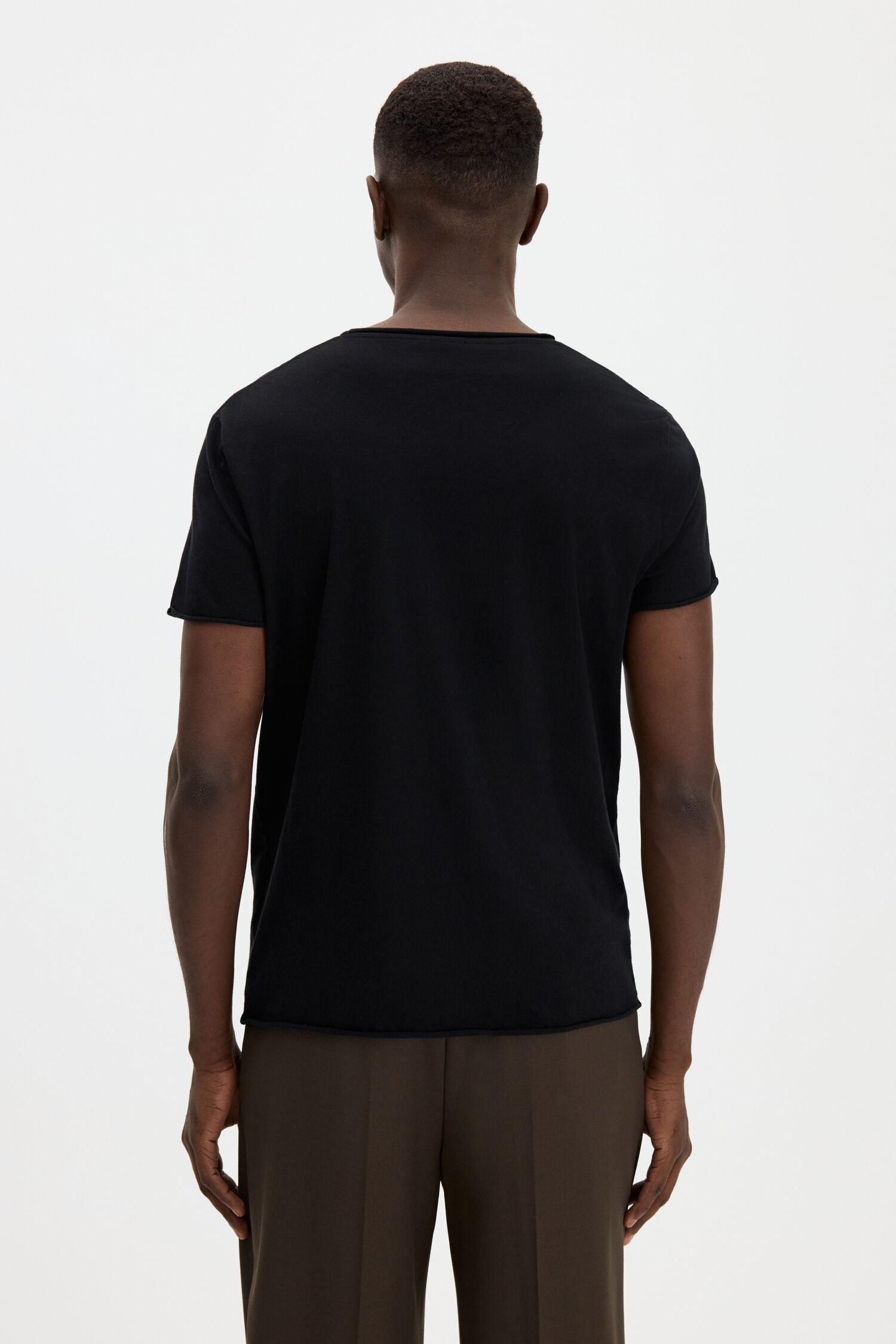 Black טי שירט קצרה לגברים Roll Neck FILIPPA K