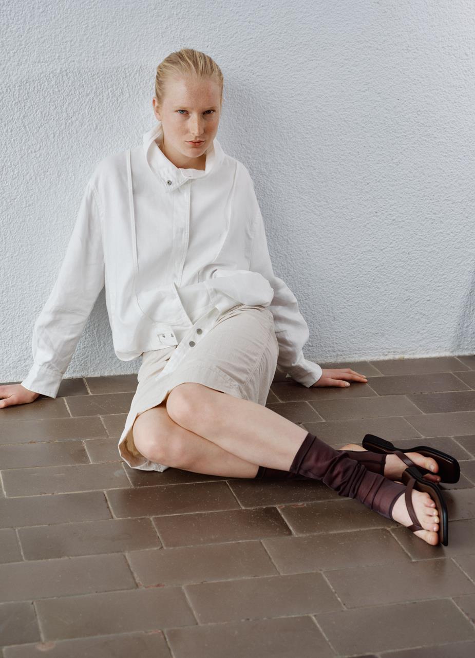 Gray כפכפי אצבע לנשים Izzy VAGABOND