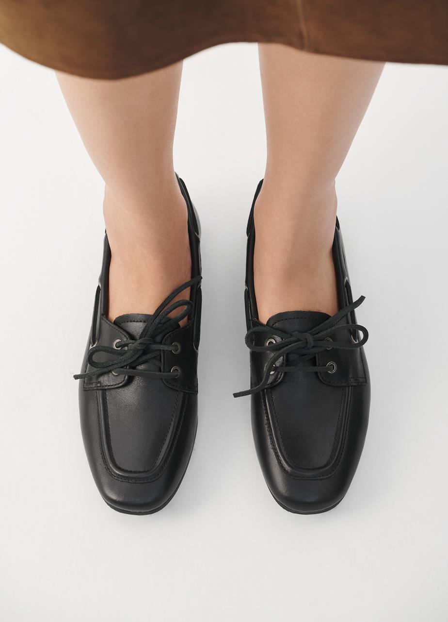 מוקסינים לנשים Hillary