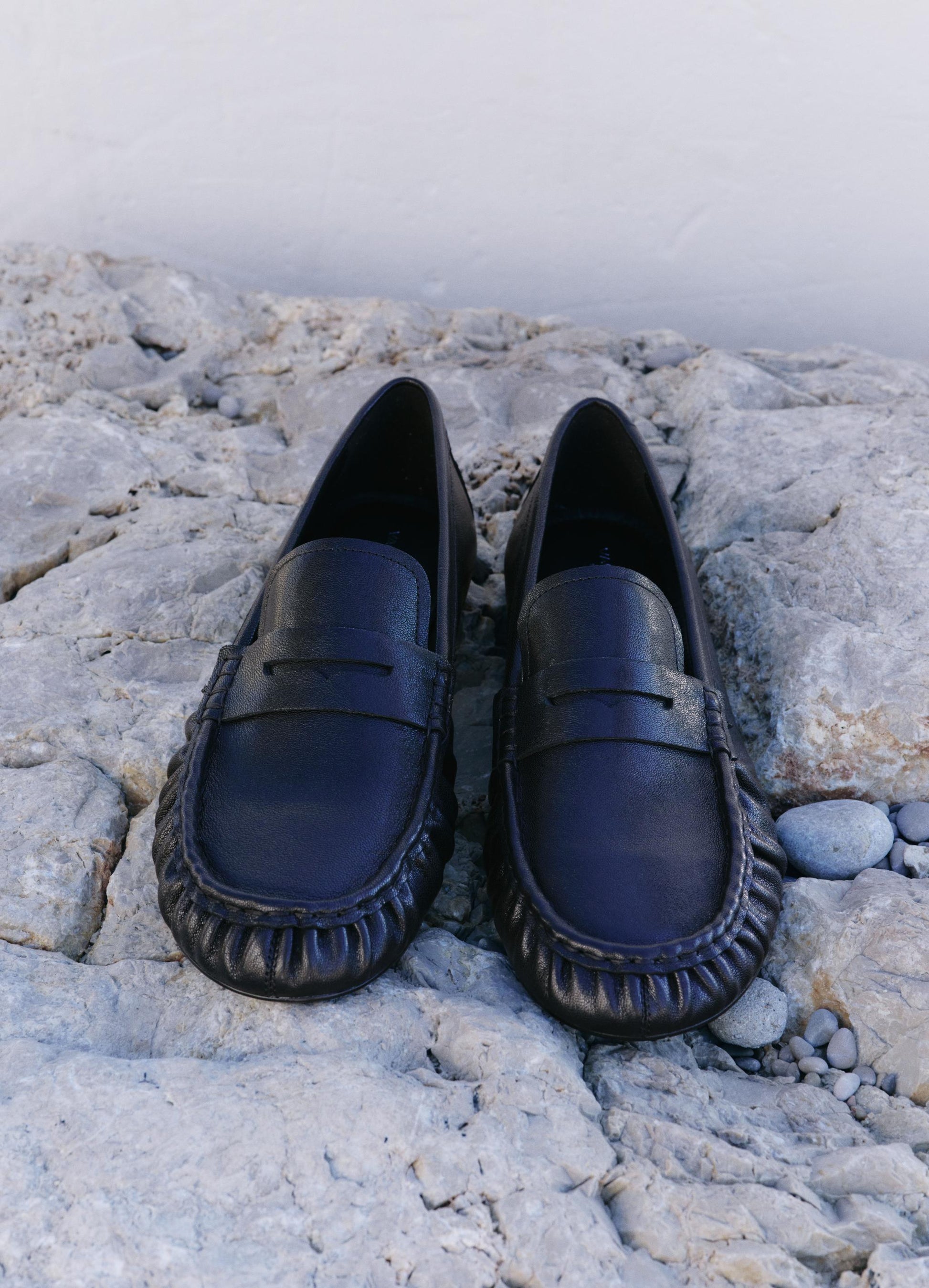 Dark Gray מוקסינים לנשים Aleya VAGABOND
