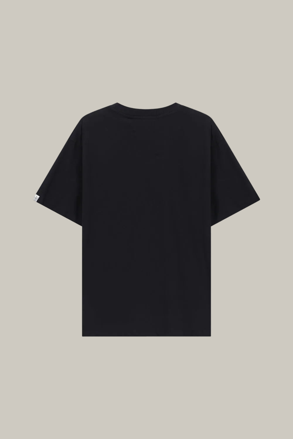 Black THE STREGNTH T-SHIRT טי שירט קצרה EMILY