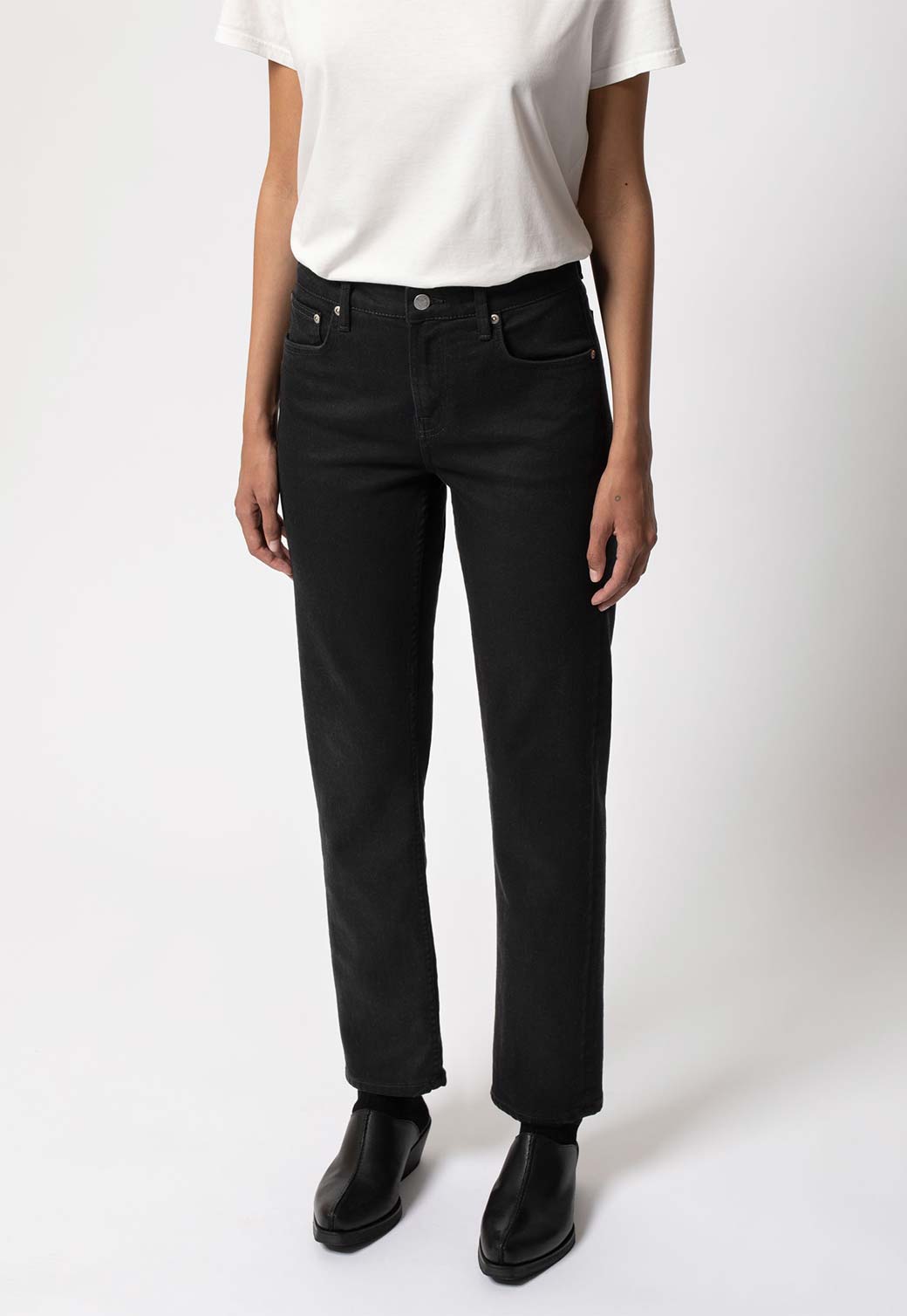 Black STRAIGHT SALLY EVERBLACK ג'ינס ארוך לנשים NUDIE
