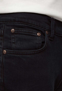 Black ג'ינס ארוך לגברים Lean Dean - Slim Fit NUDIE