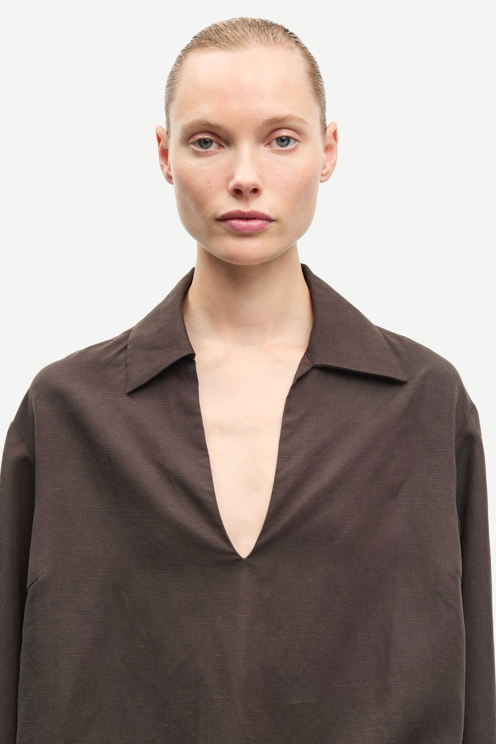 White Smoke חולצה מכופתרת לנשים Sadaphne Shirt 15262 SAMSOE SAMSOE