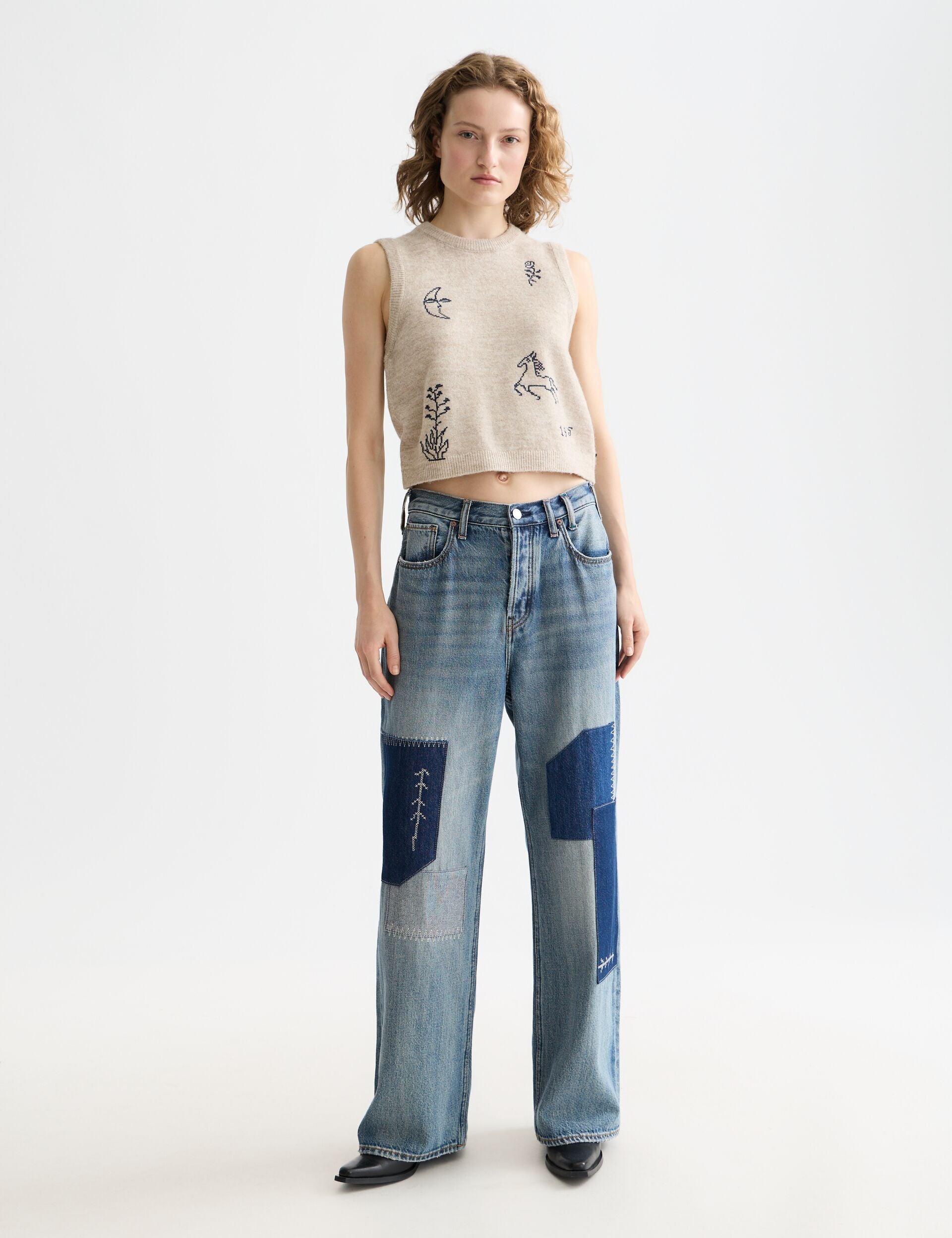 White Smoke טופ סרוג לנשים Embroidered Crew SCOTCH & SODA