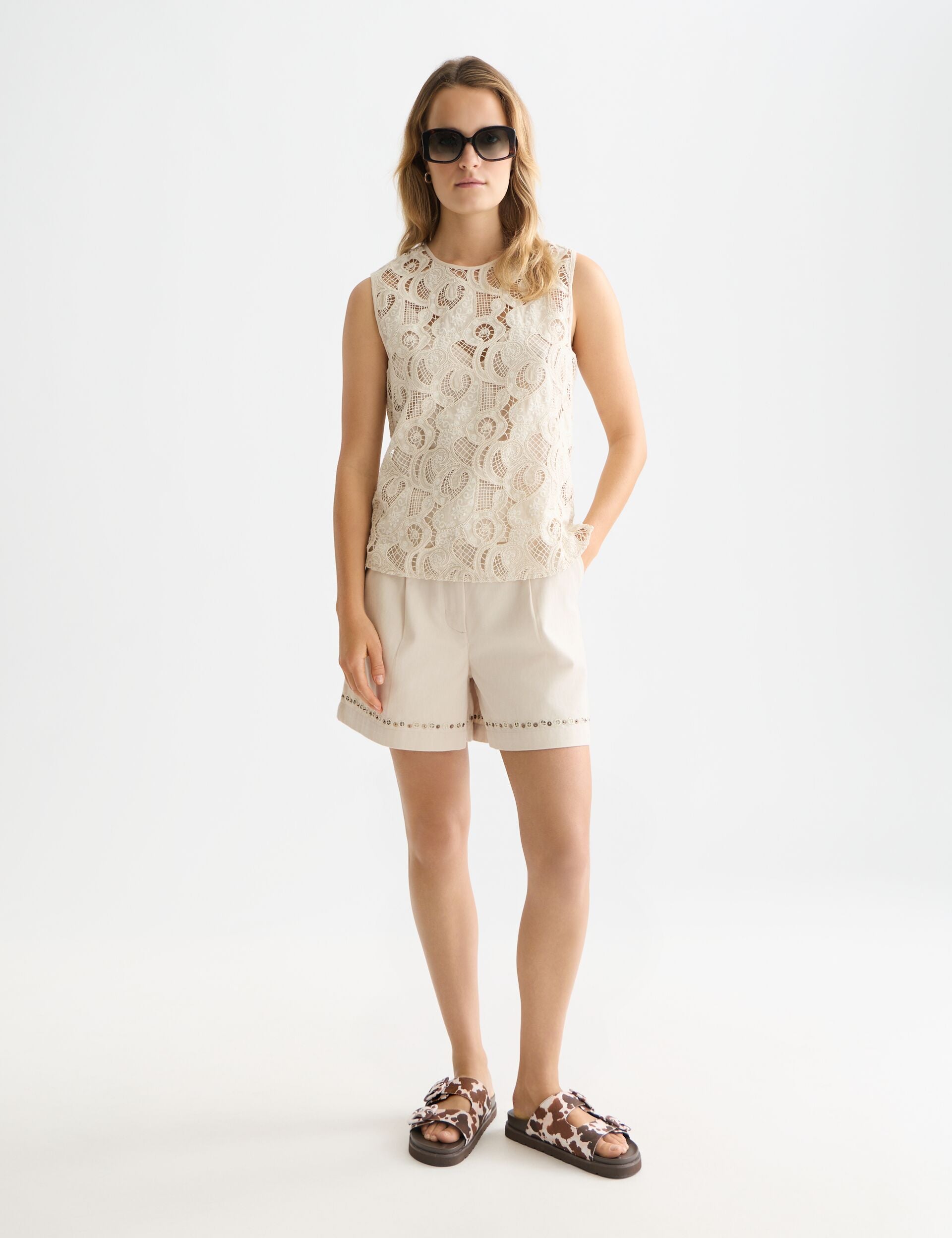 Seashell EMBELLISHED HIGH RISE SHORTS מכנסיים קצרים SCOTCH & SODA