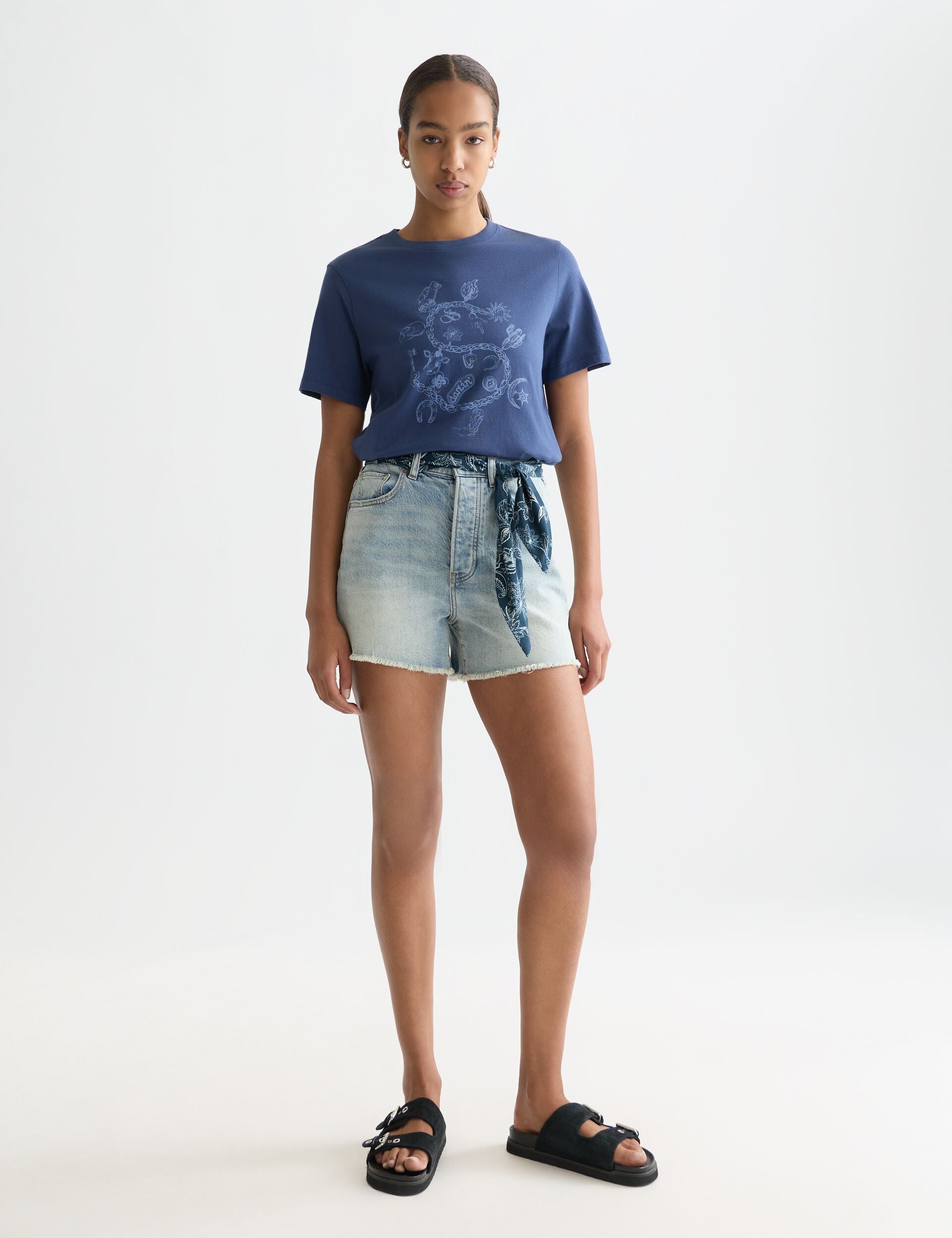 White Smoke מכנסי ג׳ינס קצרים בגזרה גבוהה לנשים The Ray SCOTCH & SODA