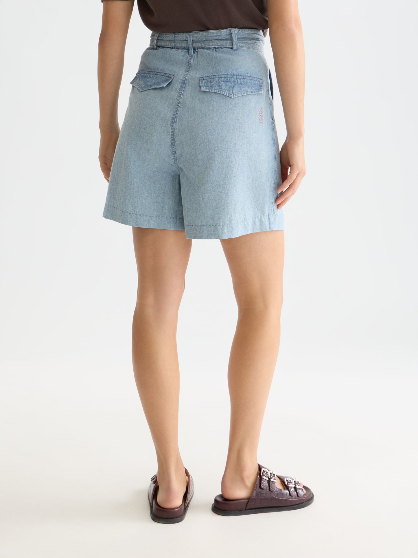 Misty Rose מכנסי שורטס דנים קלילים לנשים Lightweight Indigo SCOTCH & SODA
