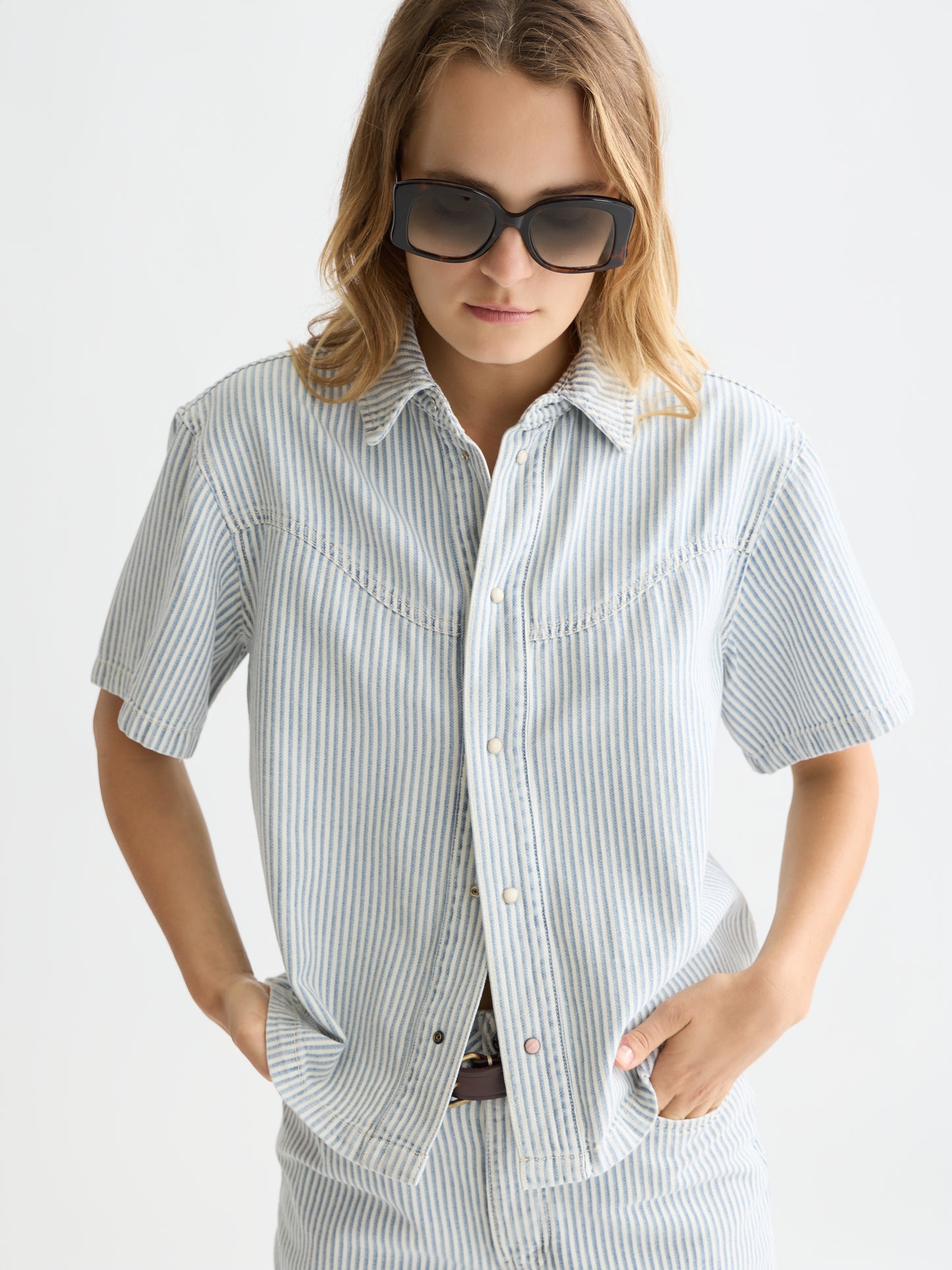 Lavender חולצה מכופתרת קצרה לנשים Short Sleeve SCOTCH & SODA