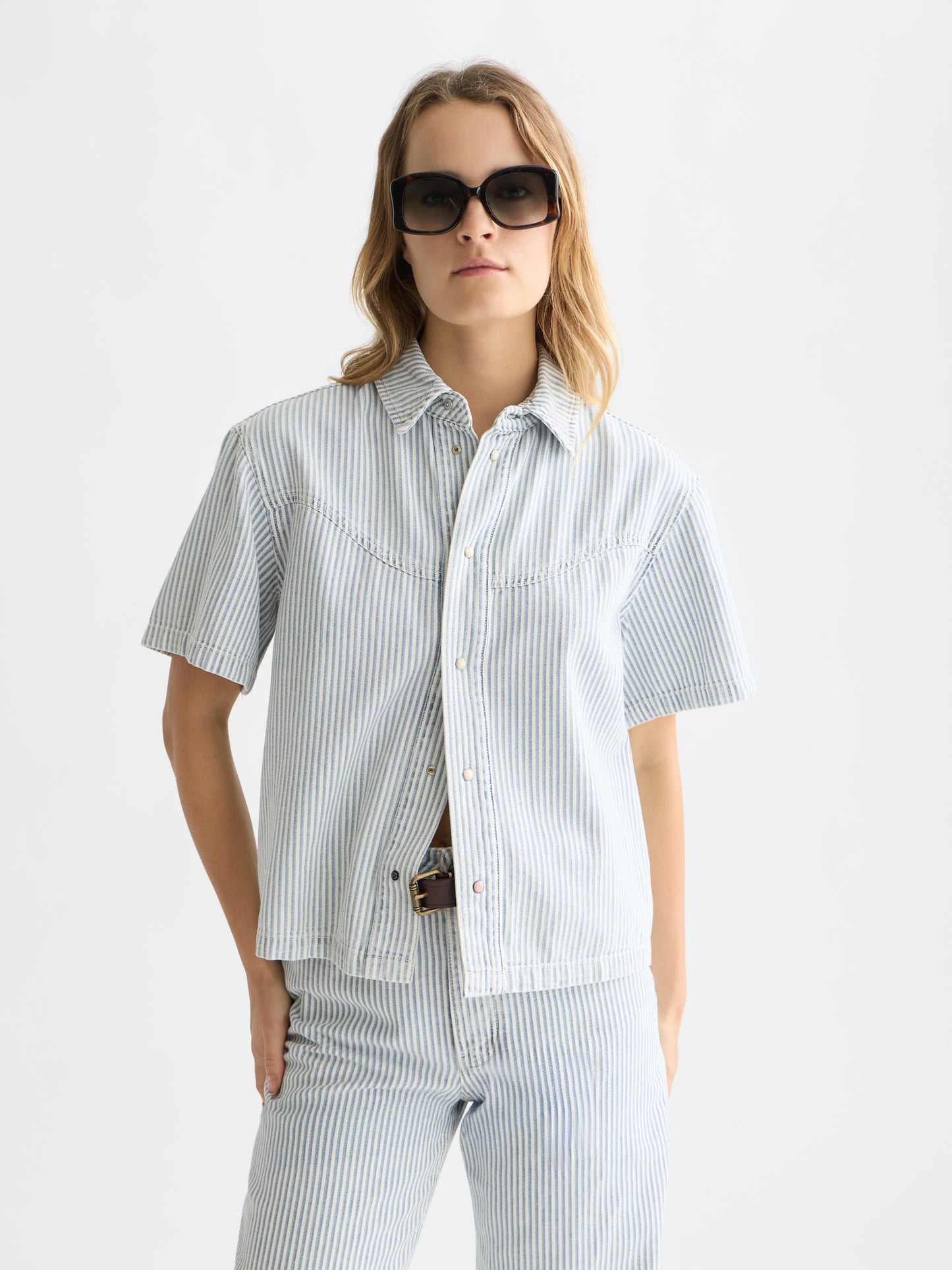 Lavender חולצה מכופתרת קצרה לנשים Short Sleeve SCOTCH & SODA