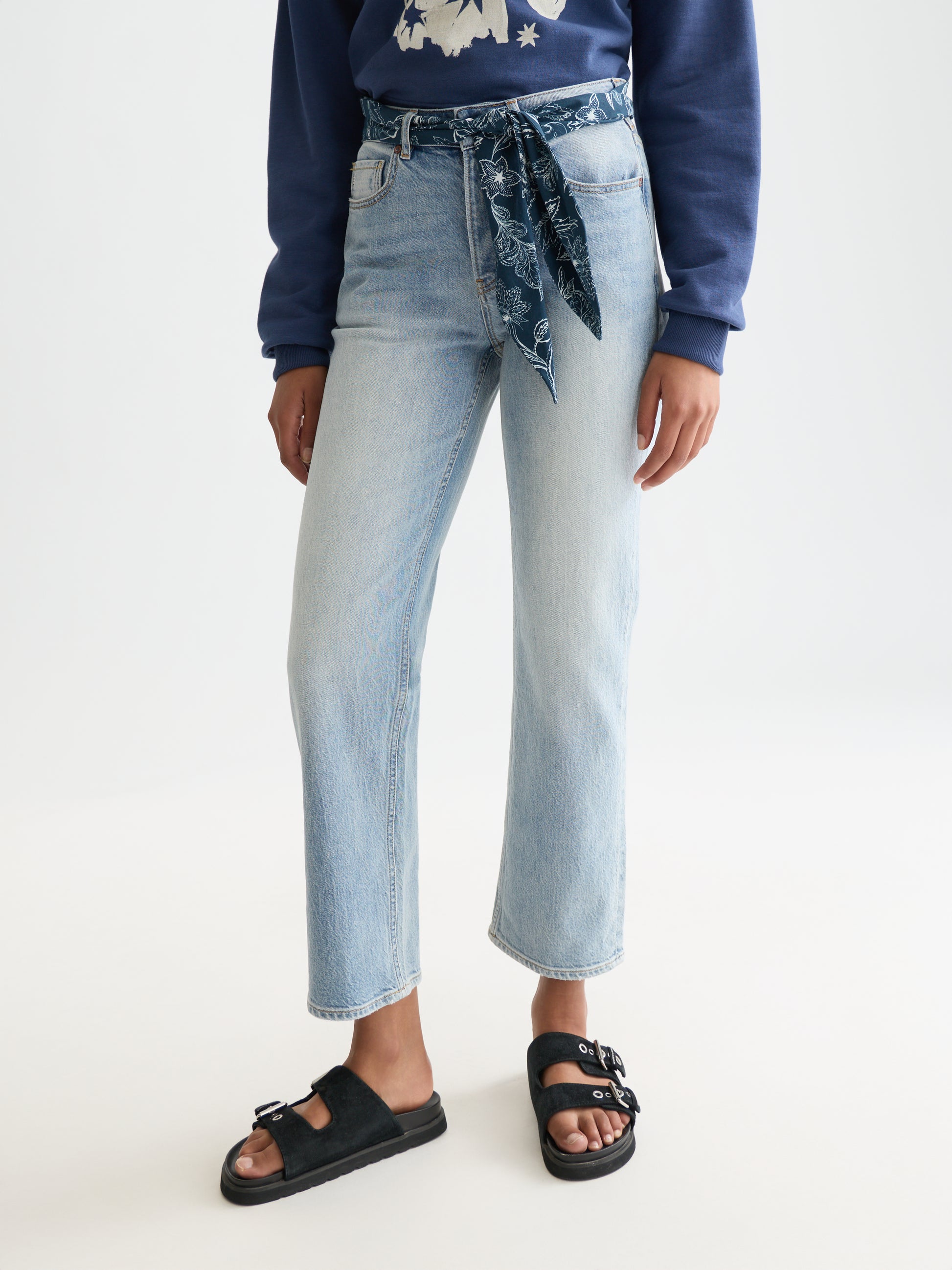 White Smoke ג'ינס ארוך לנשים The Sky – Straight Leg SCOTCH & SODA