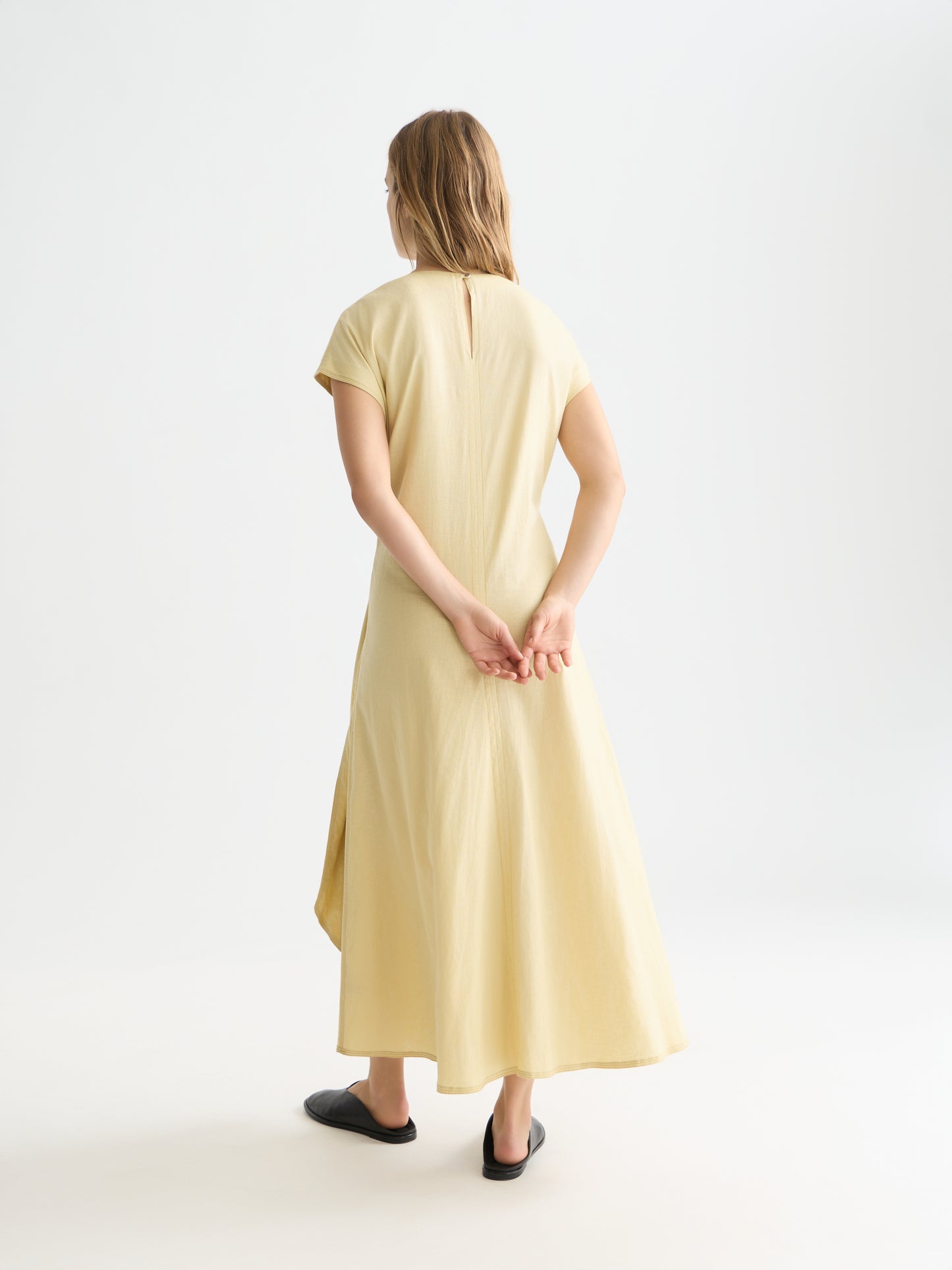 Seashell שמלת מקסי פשתן לנשים Relaxed Tie Dress SCOTCH & SODA