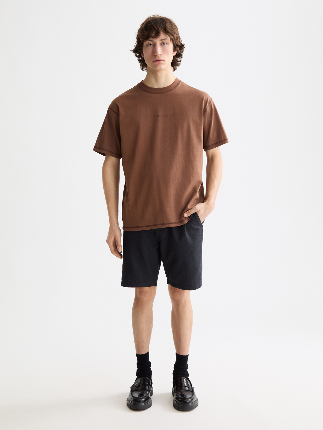 White Smoke טי שירט קצרה עם לוגו לגברים SCOTCH & SODA